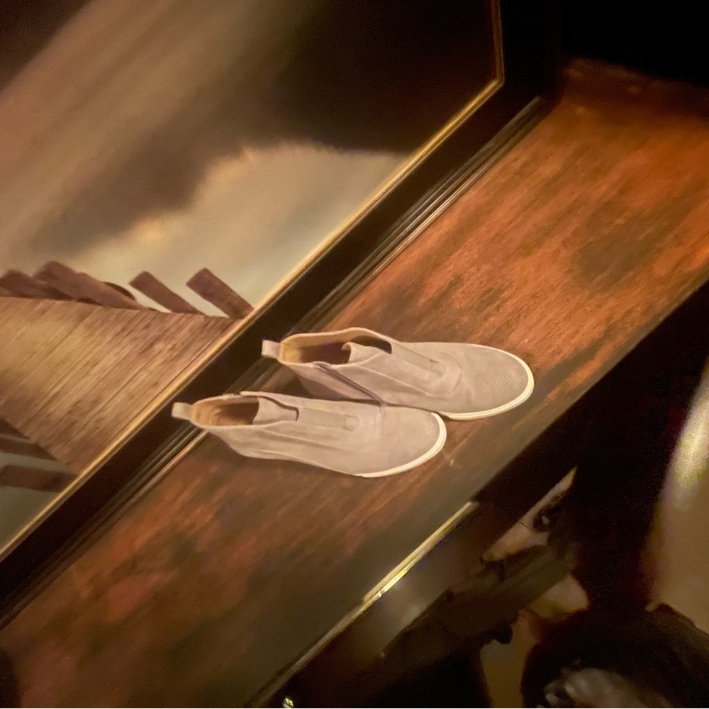 L Paoli Sneaker wedges size 8